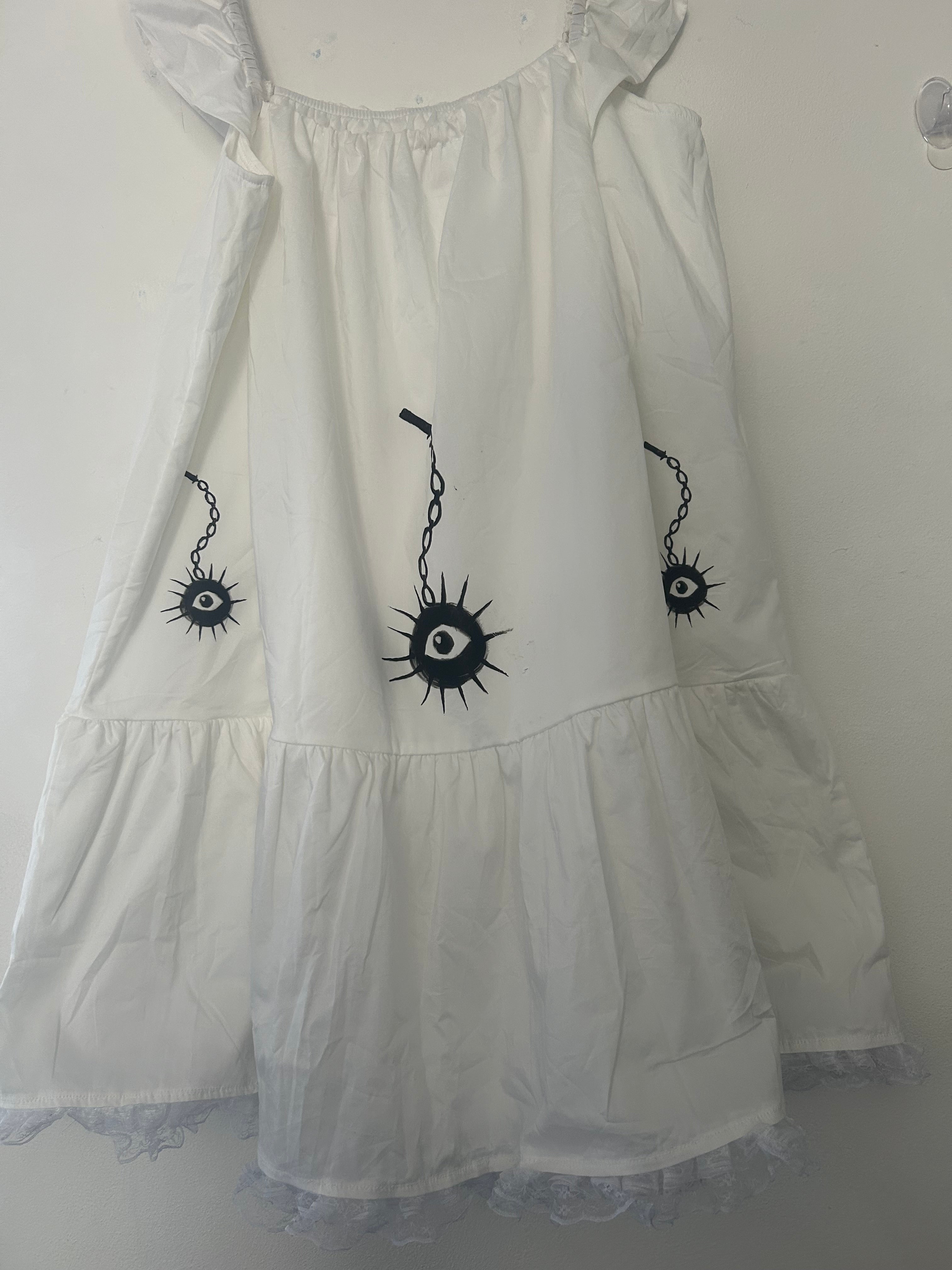 reworked / upcycled smock style lace dress size M