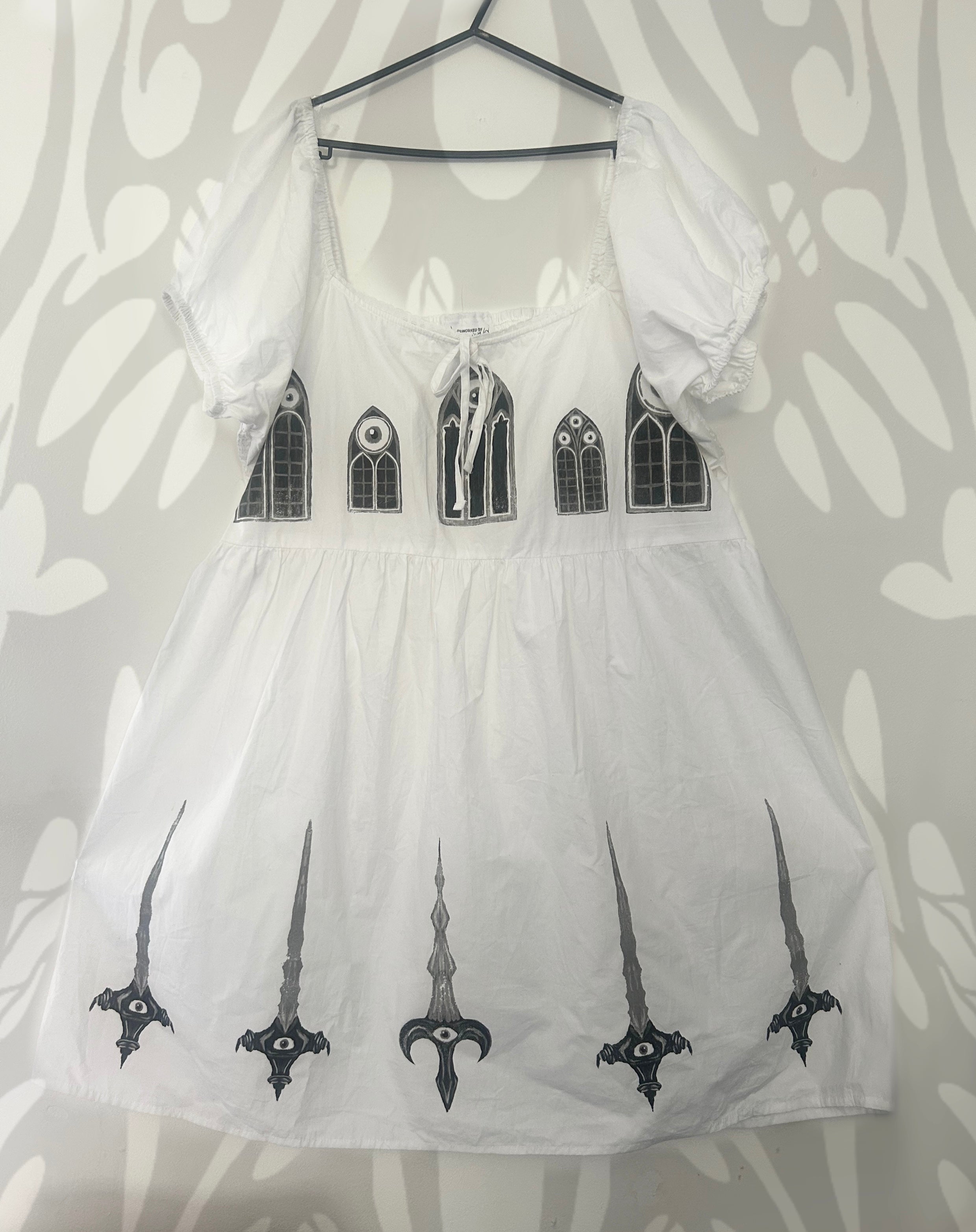 Upcycled white summer dress size 28