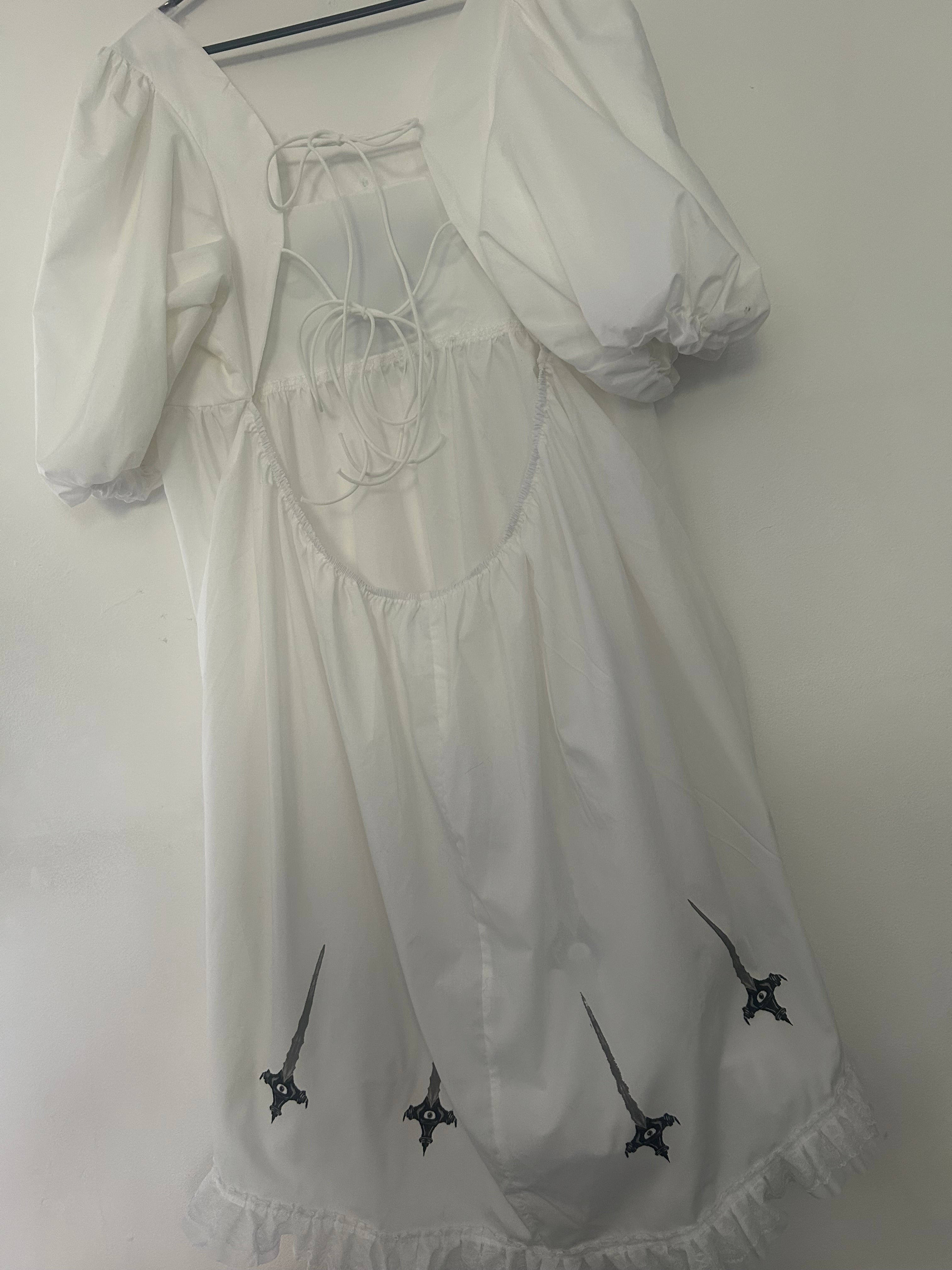 Upcycled white summer dress size 28