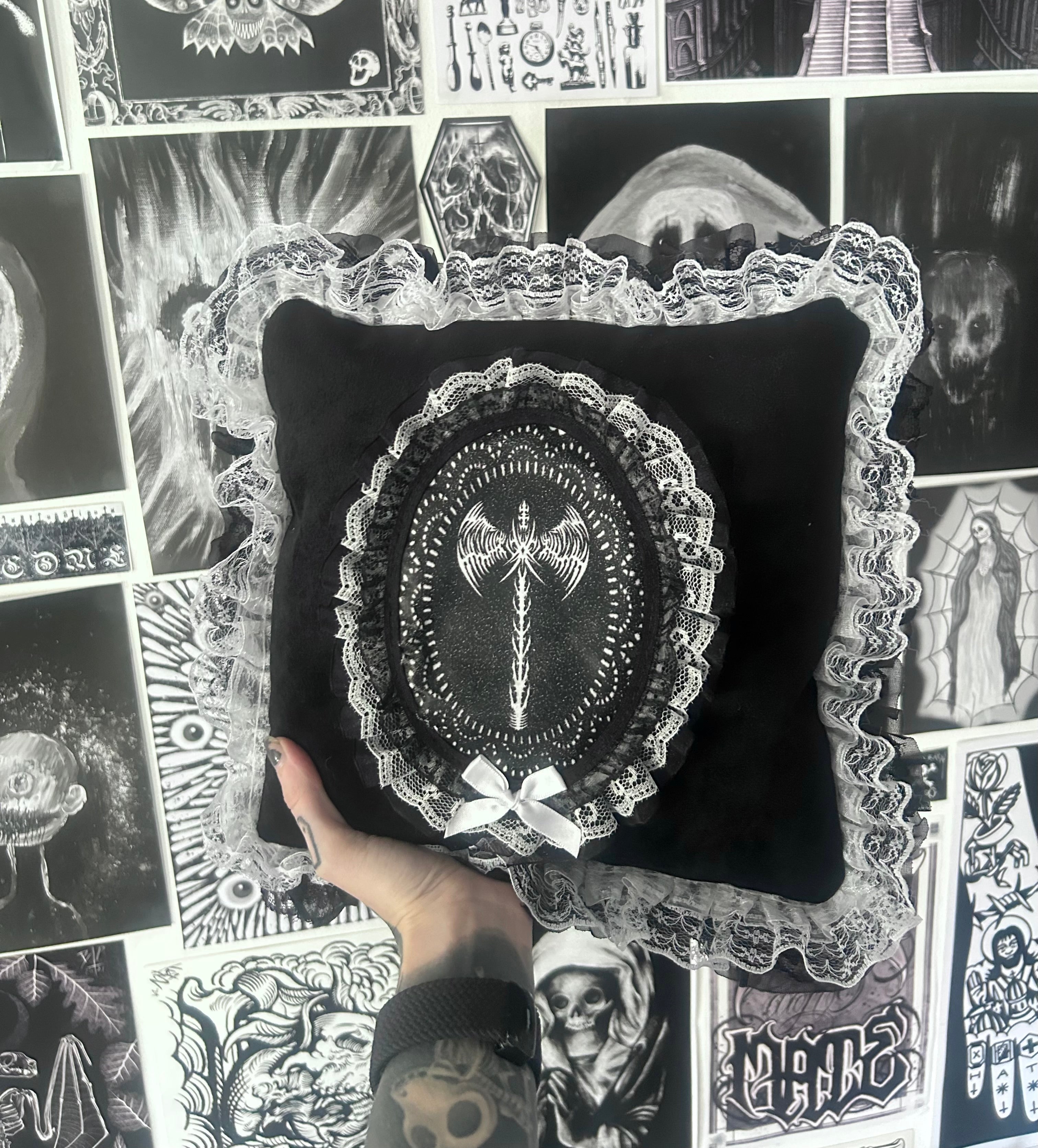 axe lace decorative cushion pillow