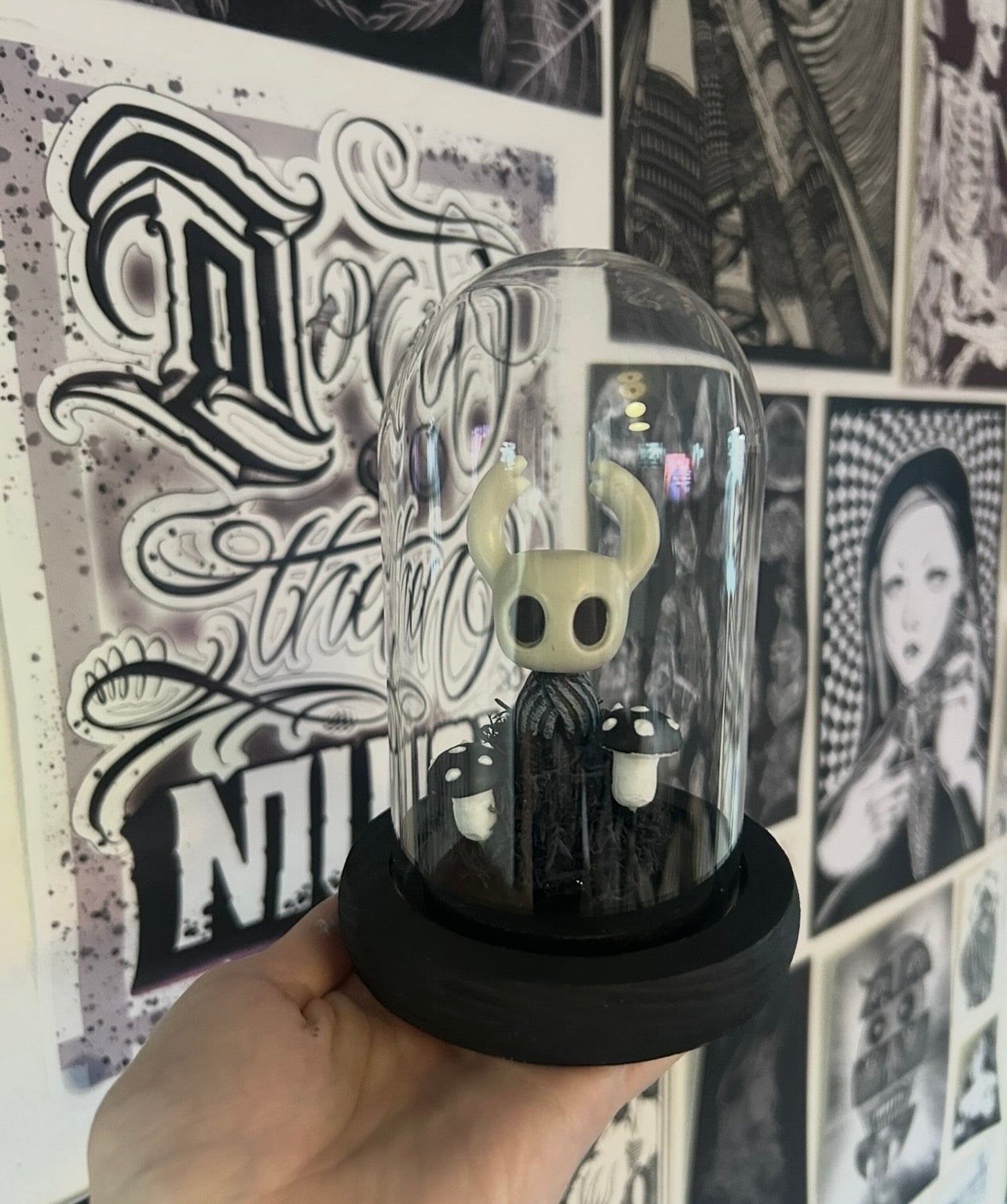 Hollow knight glass dome figure display