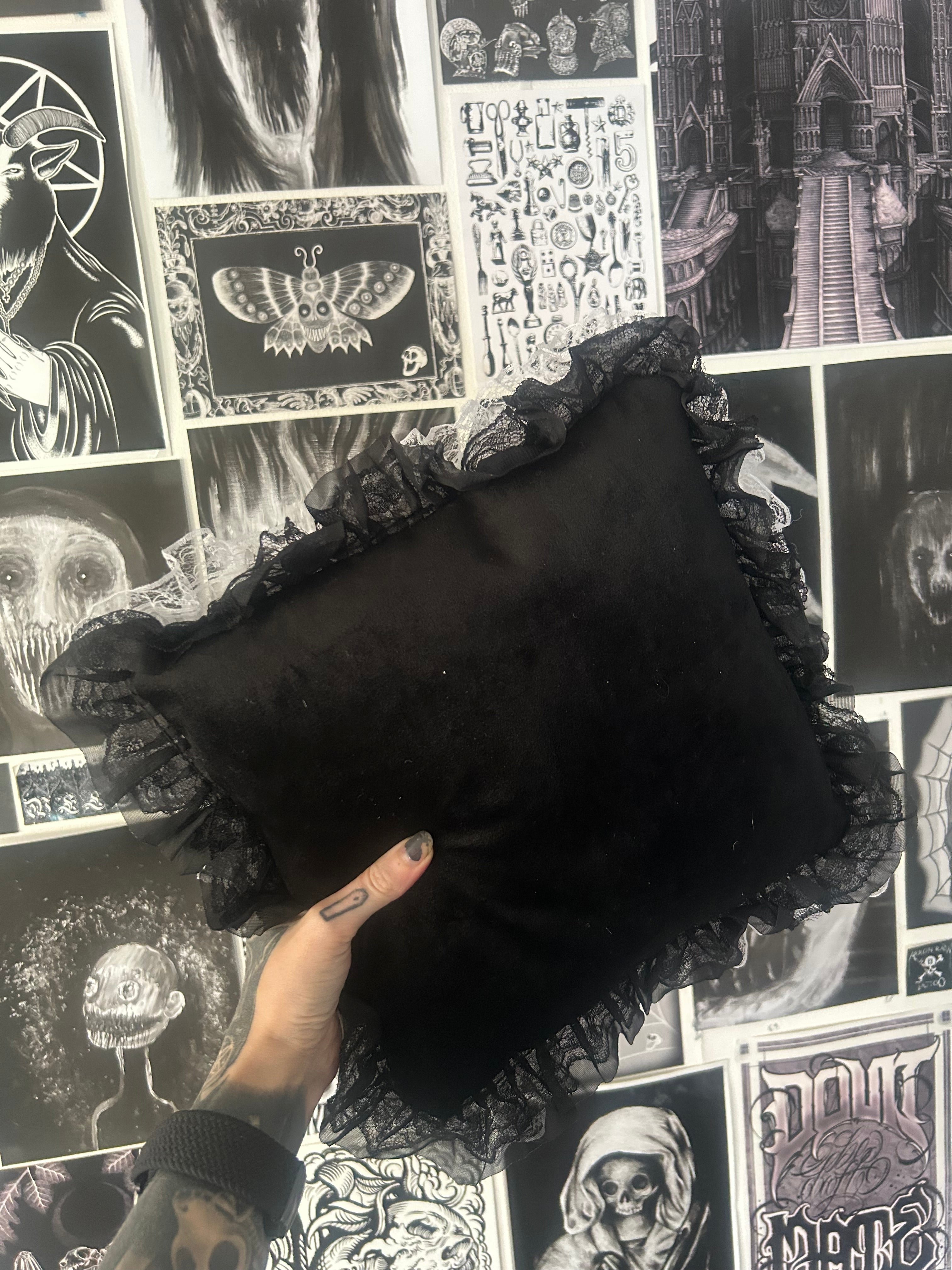 spike flail lace decorative cushion pillow